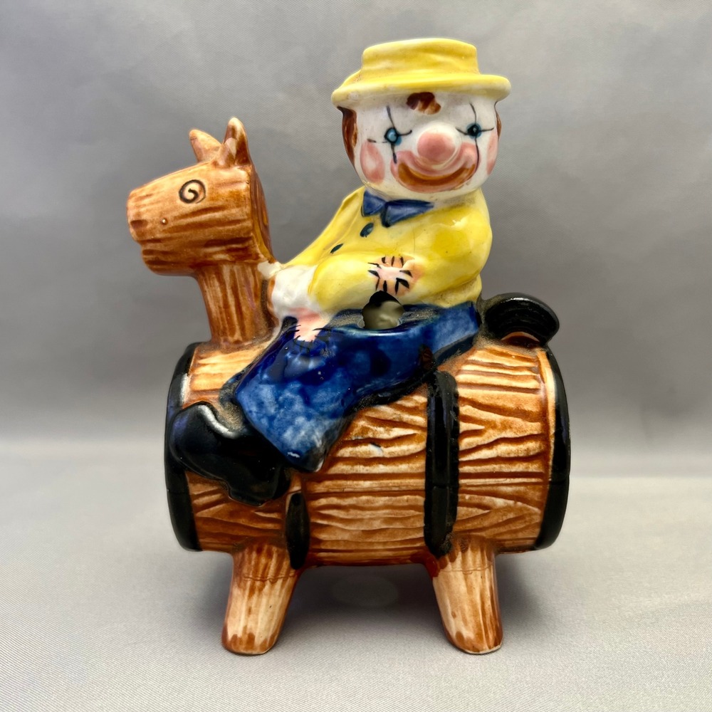Unbranded Clown Figurine Unisex Small Brown Good Vintage Kitsch Barrel Horse